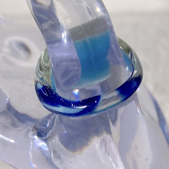 Vintage Art Glass Handmade Blue Band Ring - Picture 4 of 11